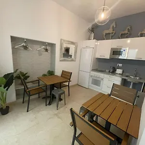 Guest house Lukanda Mariana ****